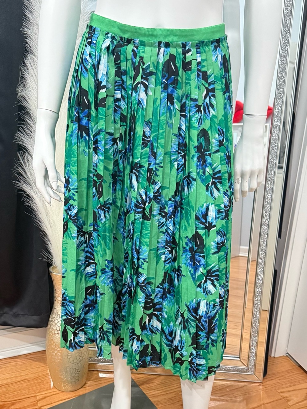 Banana Republic Green Floral Pleated Midi Skirt
